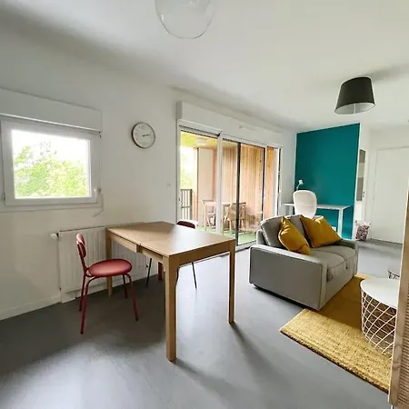 Le Josephine Apartment